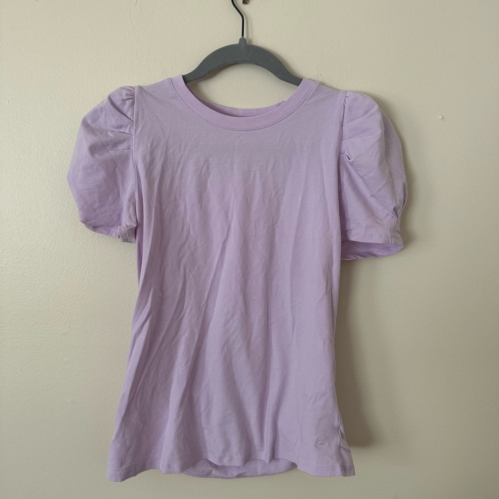 Crown and Ivy XS Purple Short Sleeve Ruffle Shoulder Top